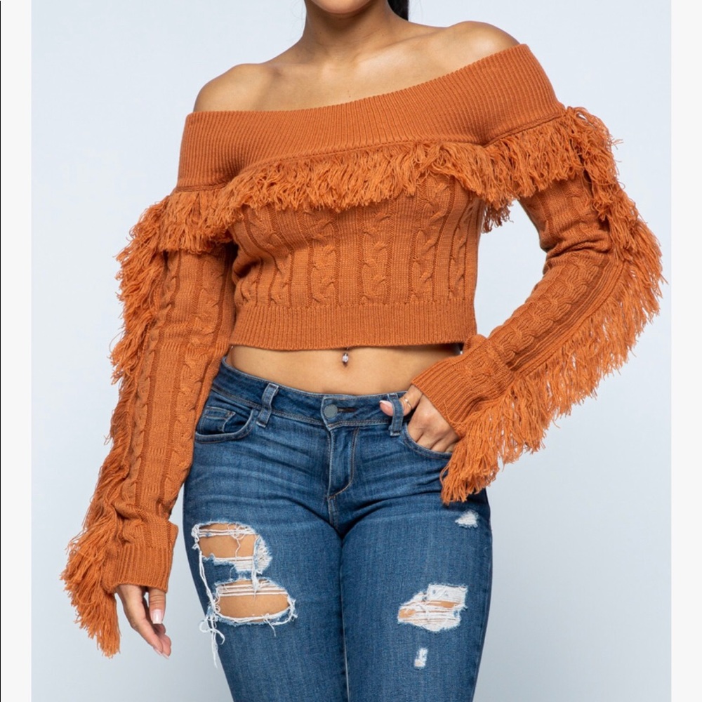 🆕 Women’s Fringe Sweater